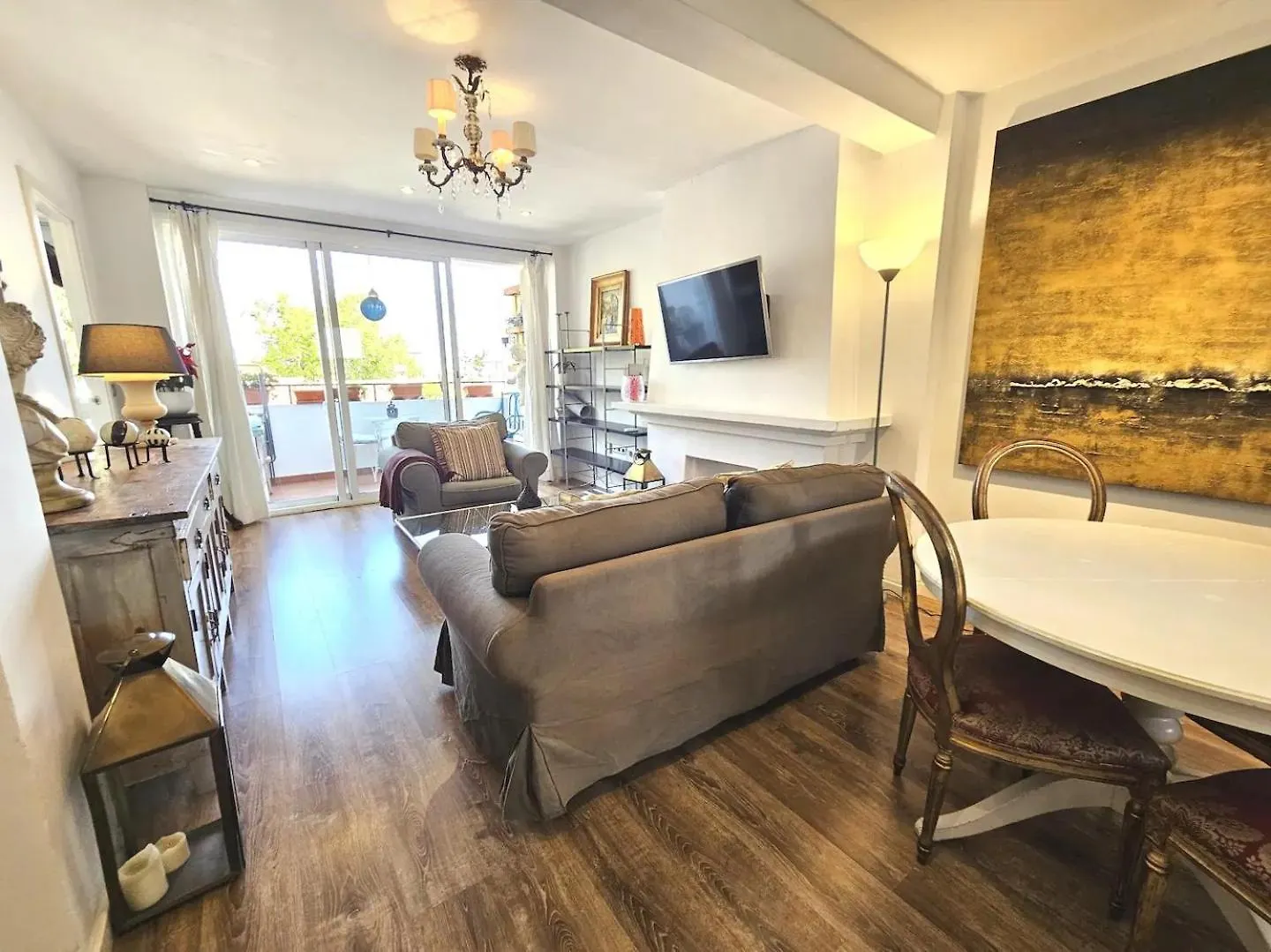 Pass The Keys Original Apartment In Strategic Area Marbella